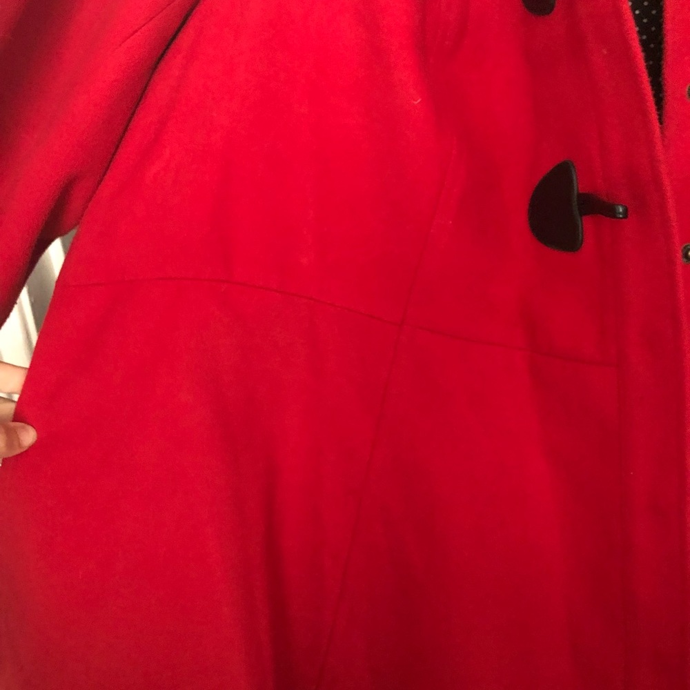 Beautiful a line red coat - Picture 4 of 6